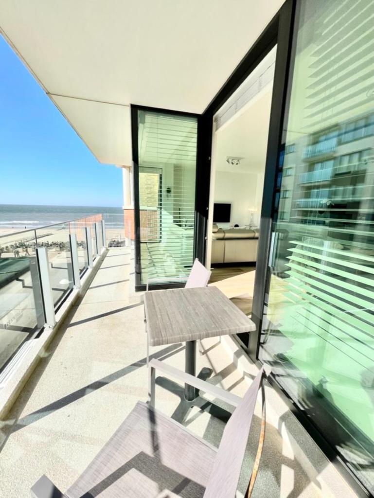 Luxury Suite Koksijde 310 - Adults Only 외부 사진